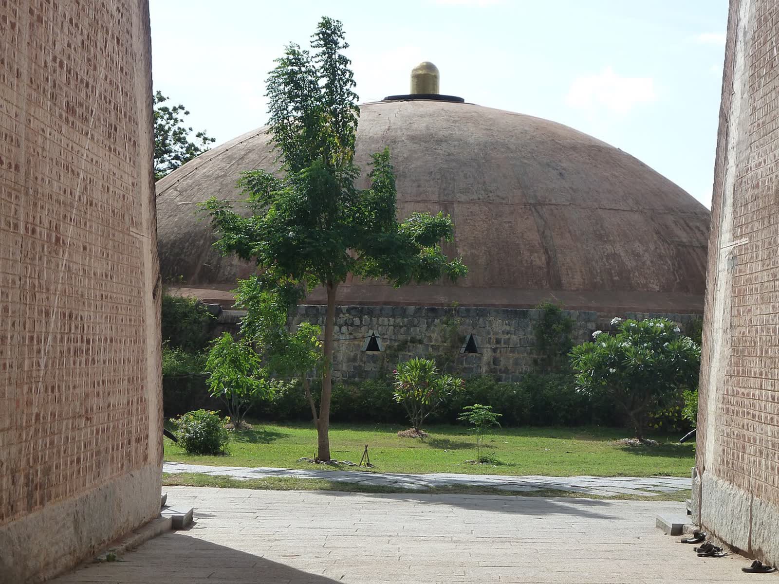 Dhyanalinga dome, Isha Yoga Center